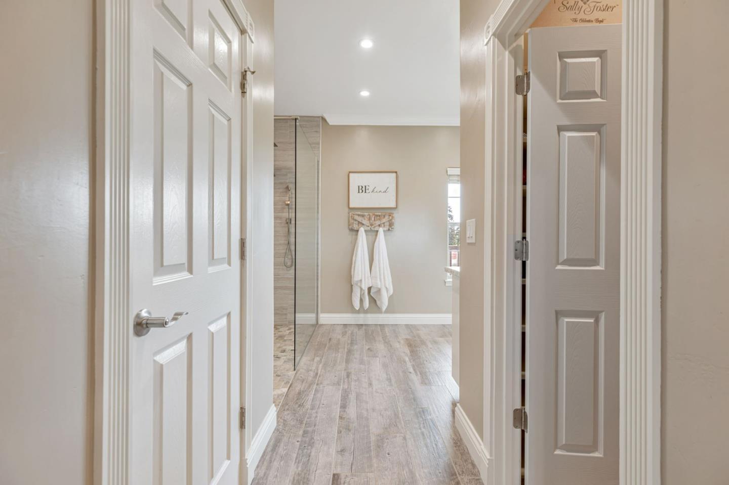 Detail Gallery Image 37 of 93 For 560 Tevis Trl, Hollister,  CA 95023 - 6 Beds | 3/1 Baths