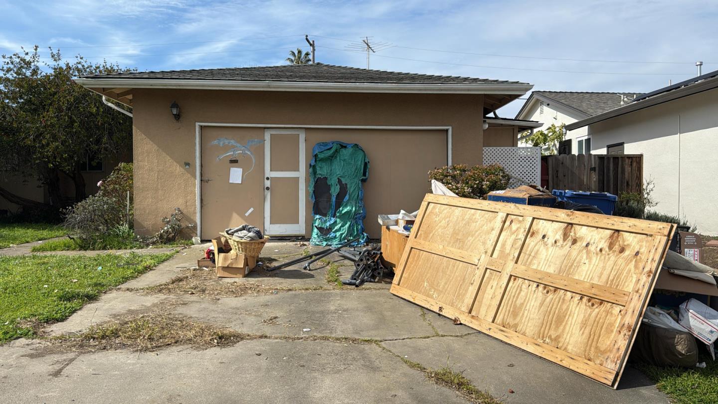 Detail Gallery Image 16 of 25 For 125 Alton St, Milpitas,  CA 95035 - 3 Beds | 2 Baths