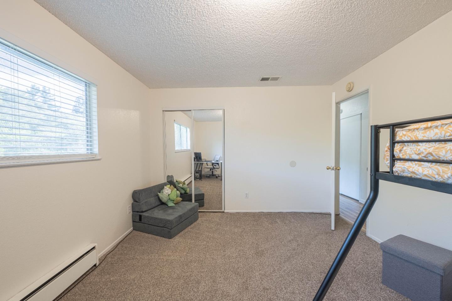 Detail Gallery Image 25 of 44 For 676 Paradise Rd, Salinas,  CA 93907 - 3 Beds | 2 Baths