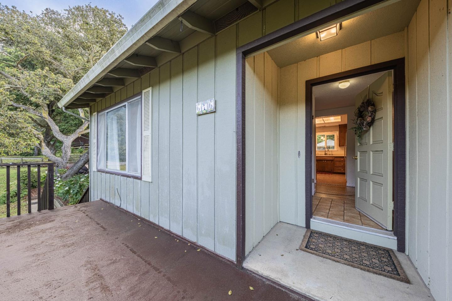 Detail Gallery Image 6 of 44 For 676 Paradise Rd, Salinas,  CA 93907 - 3 Beds | 2 Baths