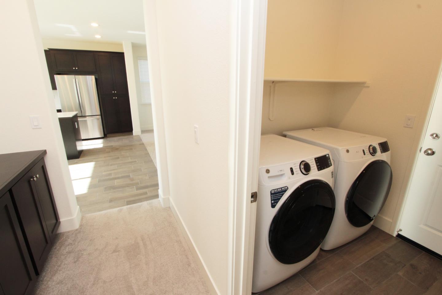 Detail Gallery Image 8 of 11 For 1209 Gypsum Dr, Los Banos,  CA 93635 - 3 Beds | 2 Baths