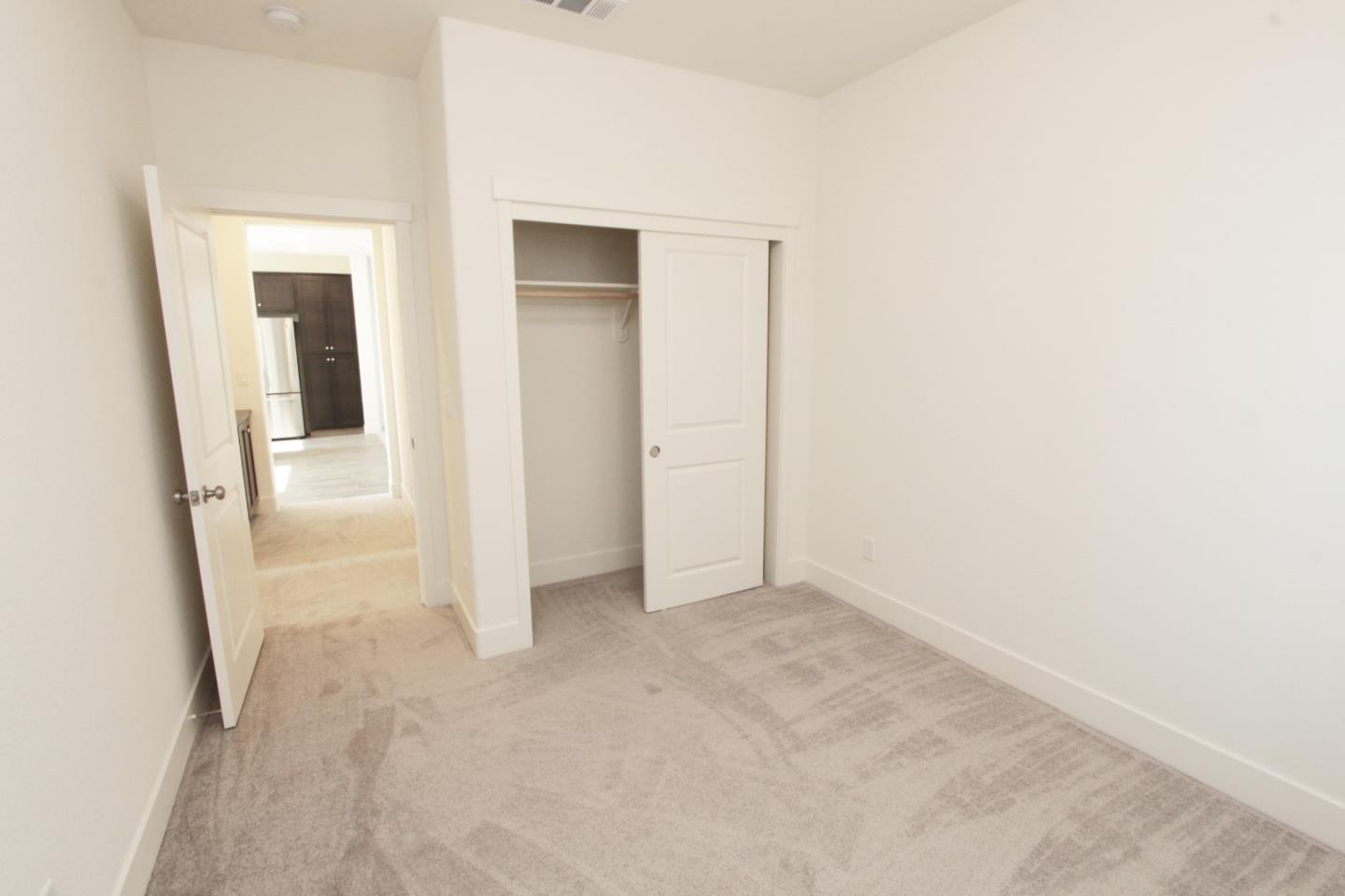 Detail Gallery Image 9 of 11 For 1209 Gypsum Dr, Los Banos,  CA 93635 - 3 Beds | 2 Baths