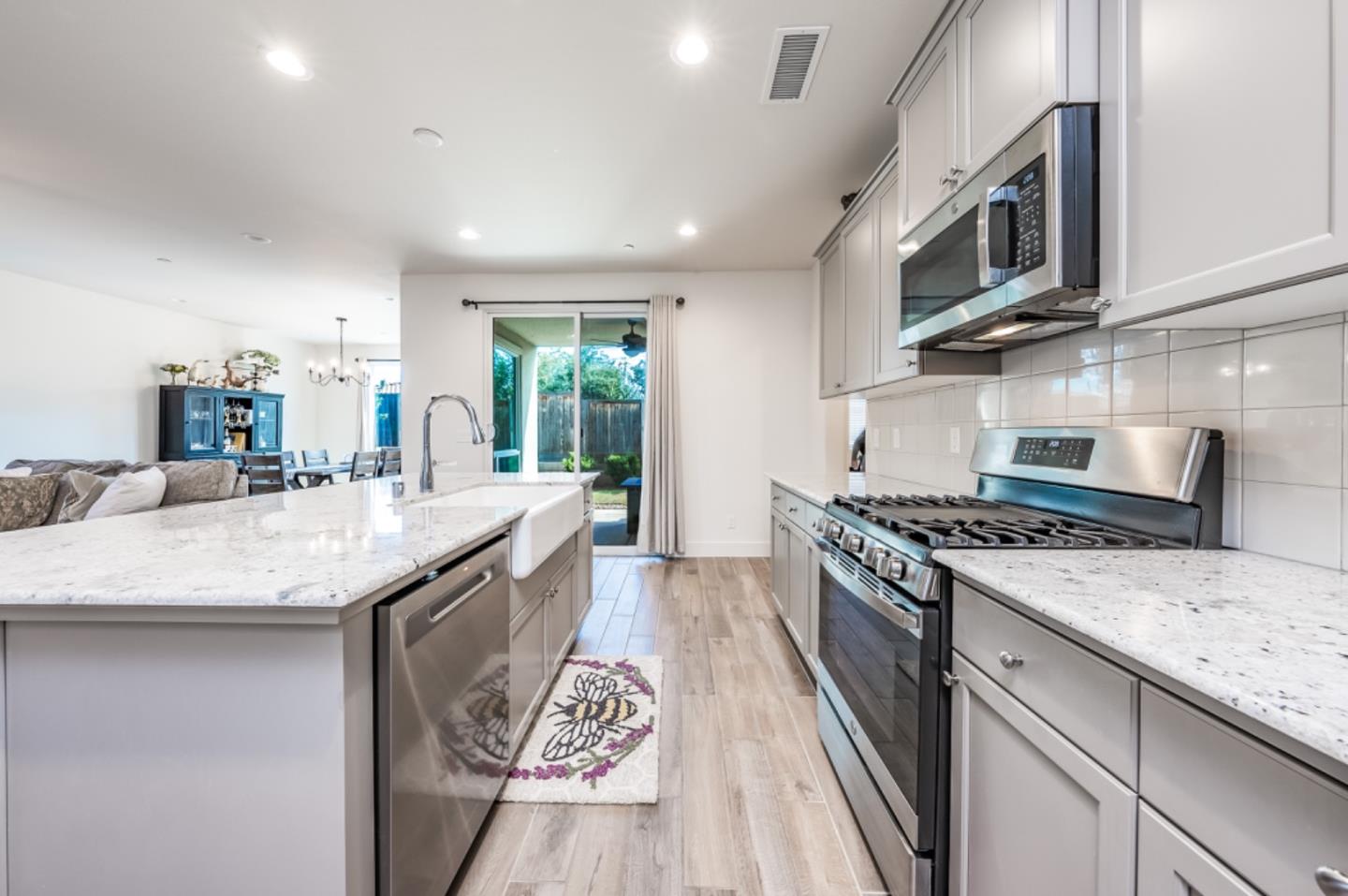 Detail Gallery Image 15 of 69 For 848 Orchard Hills Rd, Madera,  CA 93636 - 3 Beds | 2/1 Baths