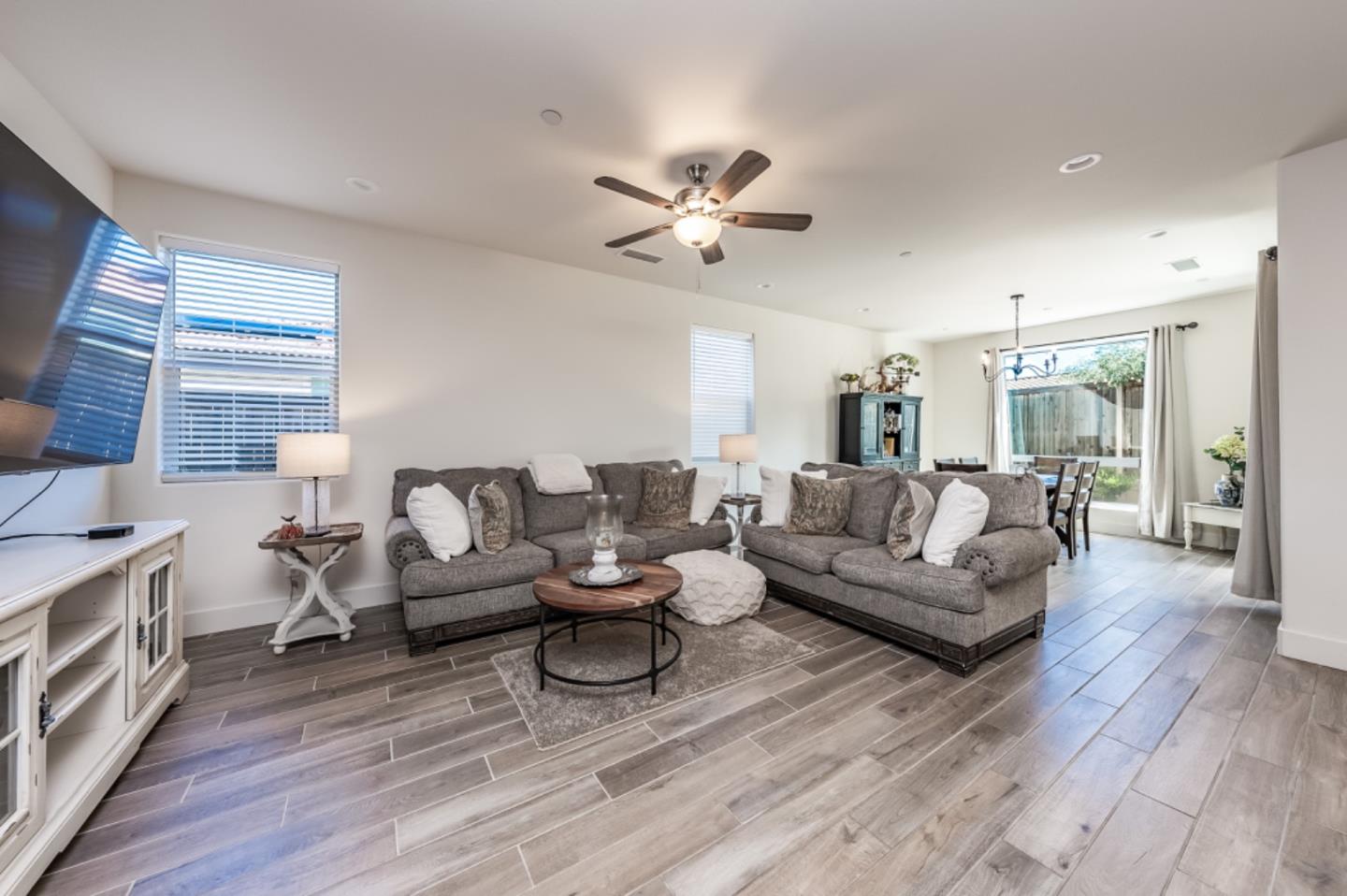 Detail Gallery Image 9 of 69 For 848 Orchard Hills Rd, Madera,  CA 93636 - 3 Beds | 2/1 Baths