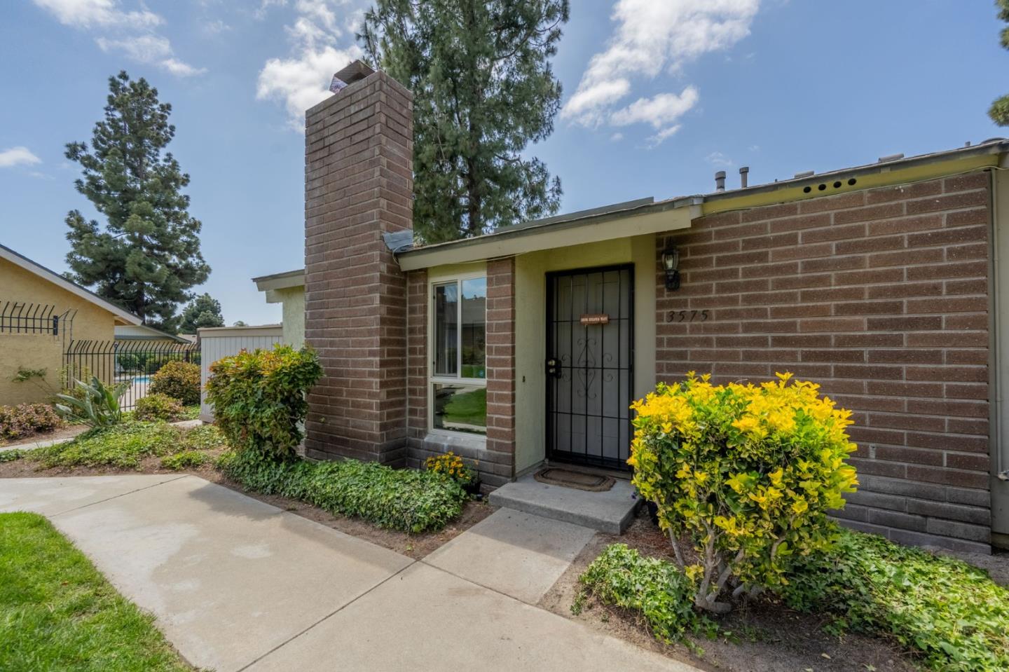 Detail Gallery Image 20 of 28 For 3575 Guava Way, Oceanside,  CA 92058 - 2 Beds | 2 Baths