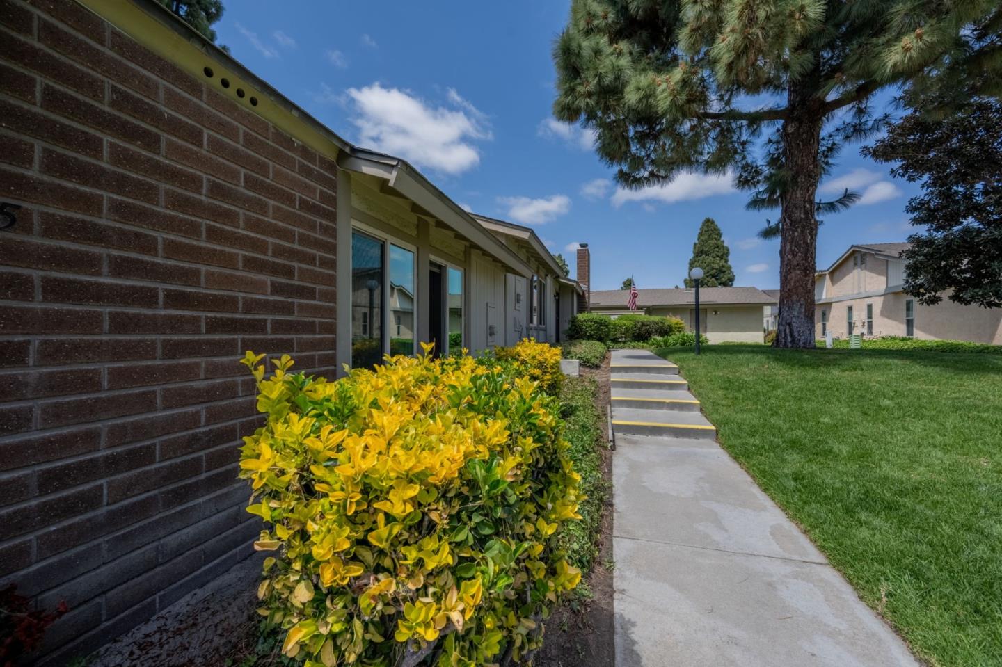 Detail Gallery Image 22 of 28 For 3575 Guava Way, Oceanside,  CA 92058 - 2 Beds | 2 Baths