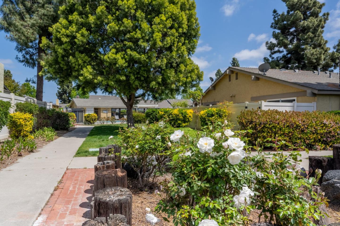 Detail Gallery Image 28 of 28 For 3575 Guava Way, Oceanside,  CA 92058 - 2 Beds | 2 Baths