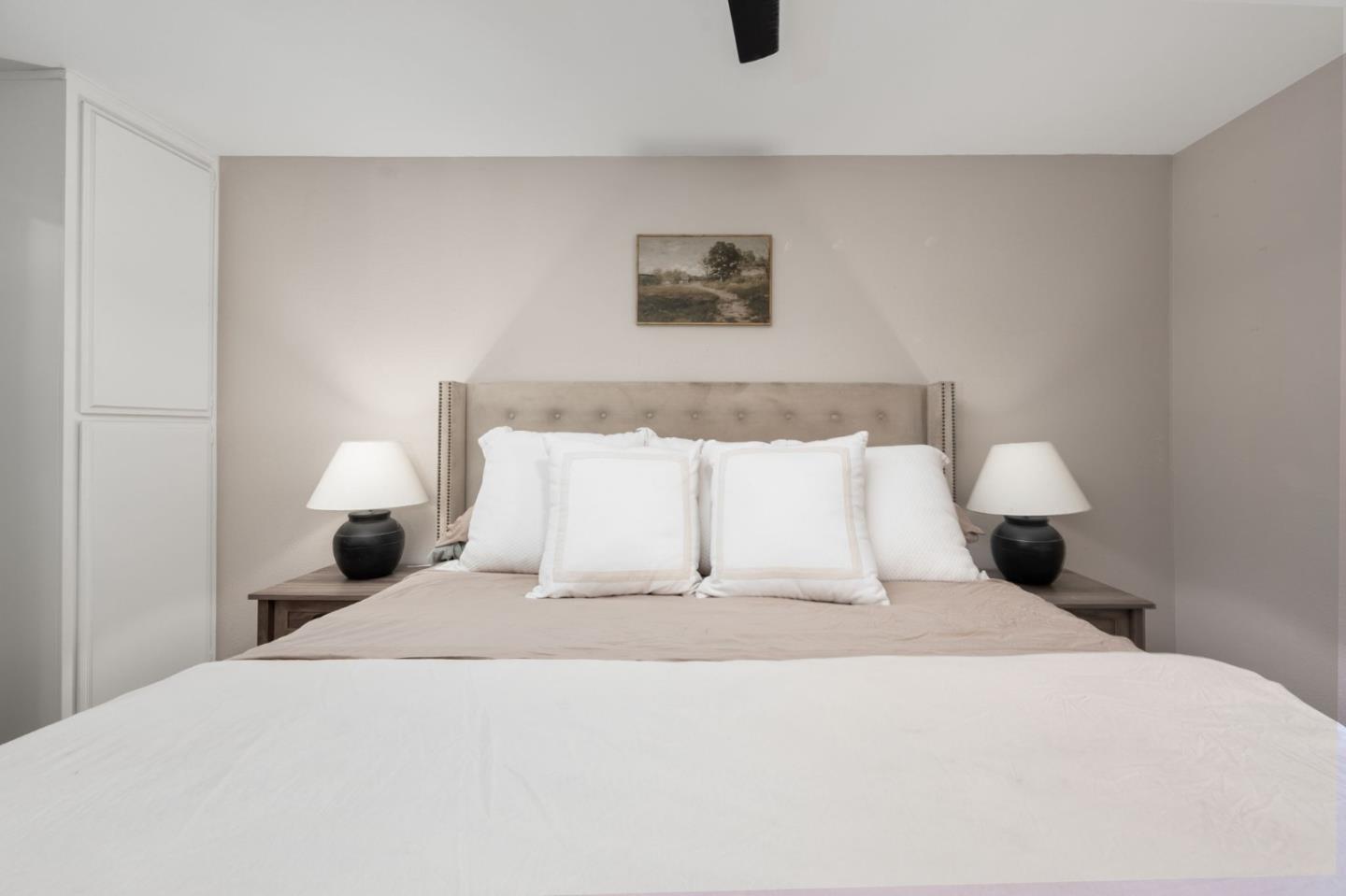 Detail Gallery Image 9 of 28 For 3575 Guava Way, Oceanside,  CA 92058 - 2 Beds | 2 Baths