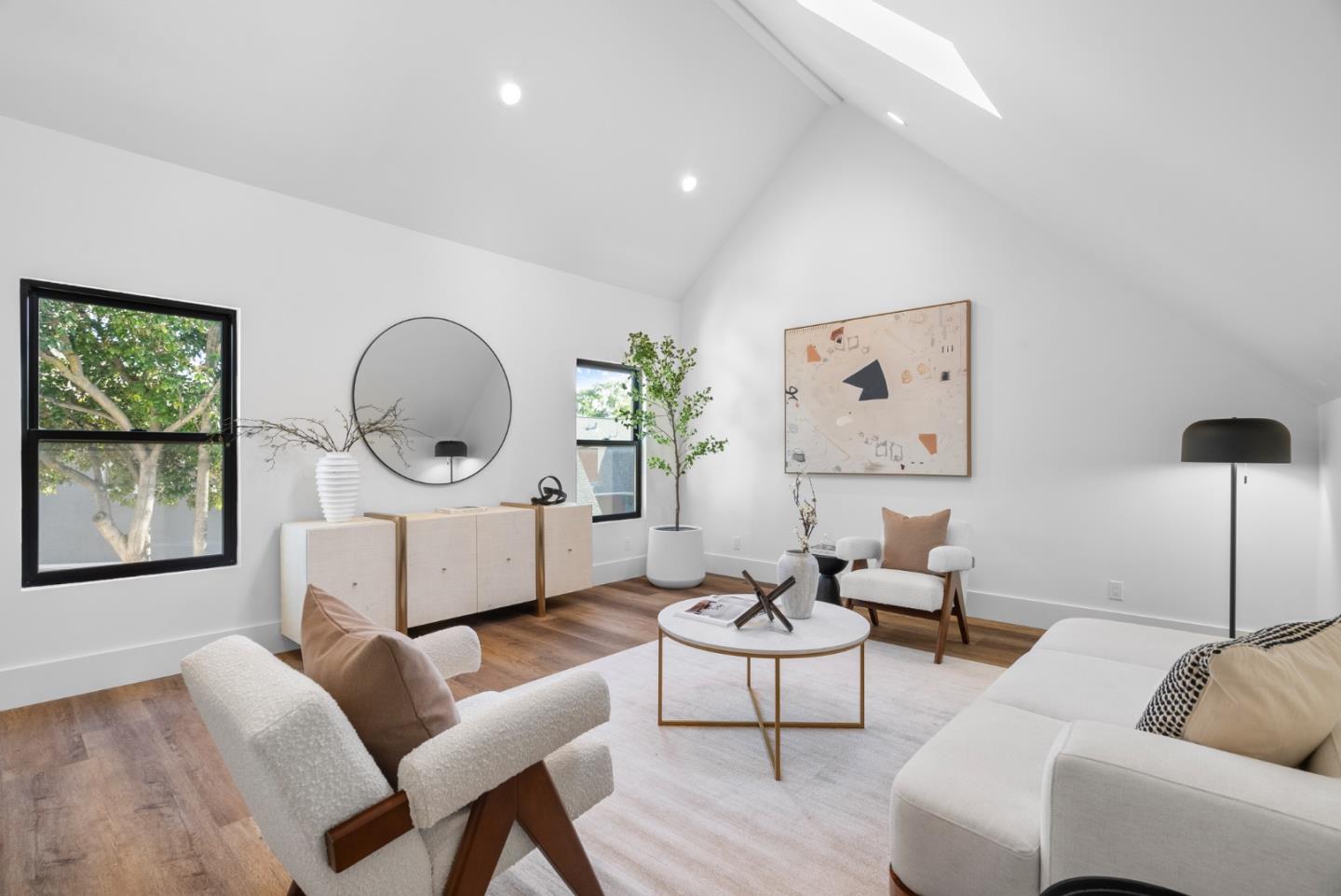 Detail Gallery Image 20 of 46 For 288 Clearpark Cir, San Jose,  CA 95136 - 7 Beds | 7/1 Baths