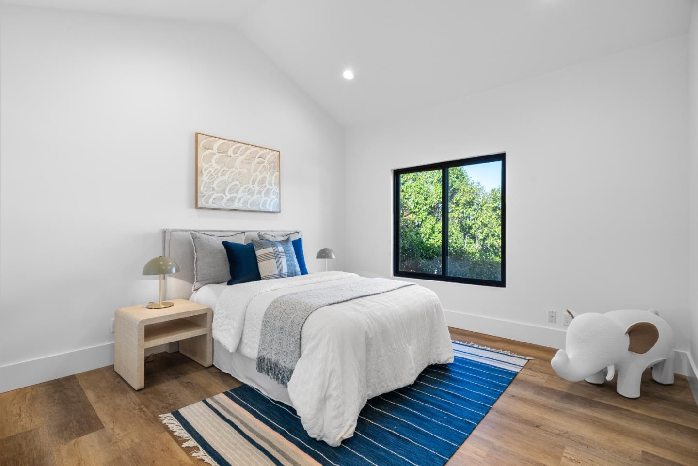 Detail Gallery Image 25 of 46 For 288 Clearpark Cir, San Jose,  CA 95136 - 7 Beds | 7/1 Baths