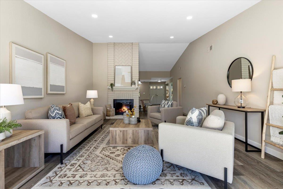 Detail Gallery Image 12 of 39 For 1108 Camber Tree Ct, San Jose,  CA 95120 - 3 Beds | 2 Baths