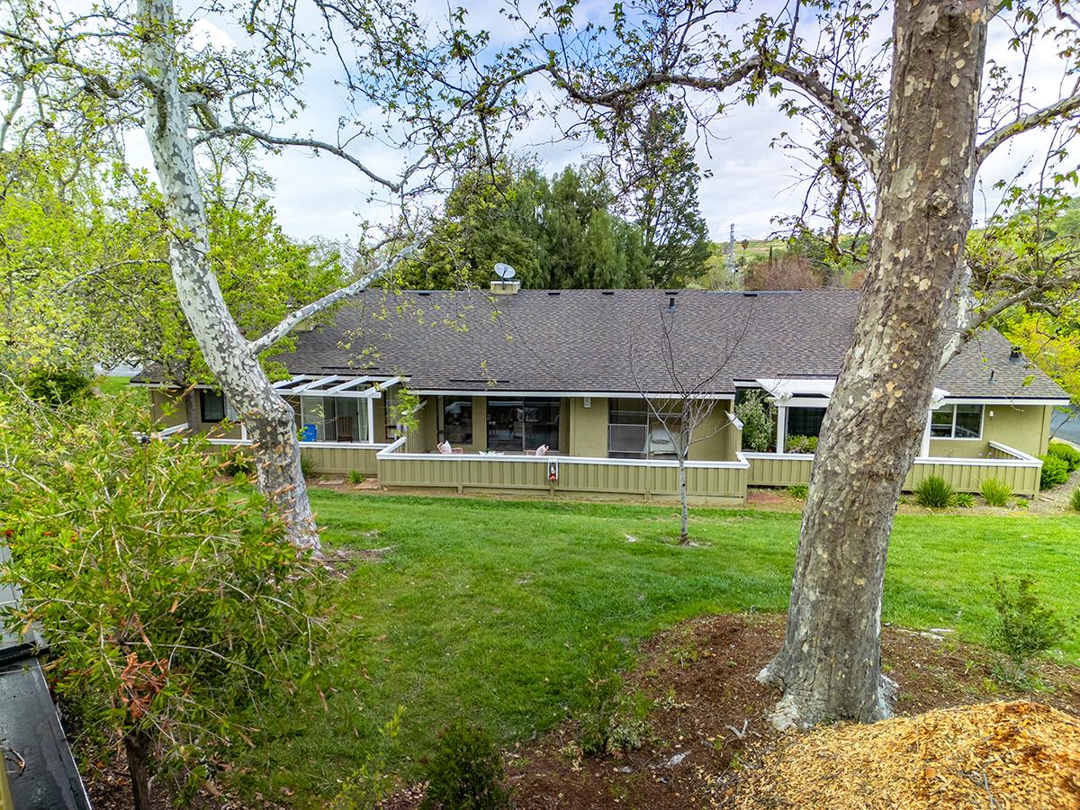 Detail Gallery Image 29 of 39 For 1108 Camber Tree Ct, San Jose,  CA 95120 - 3 Beds | 2 Baths