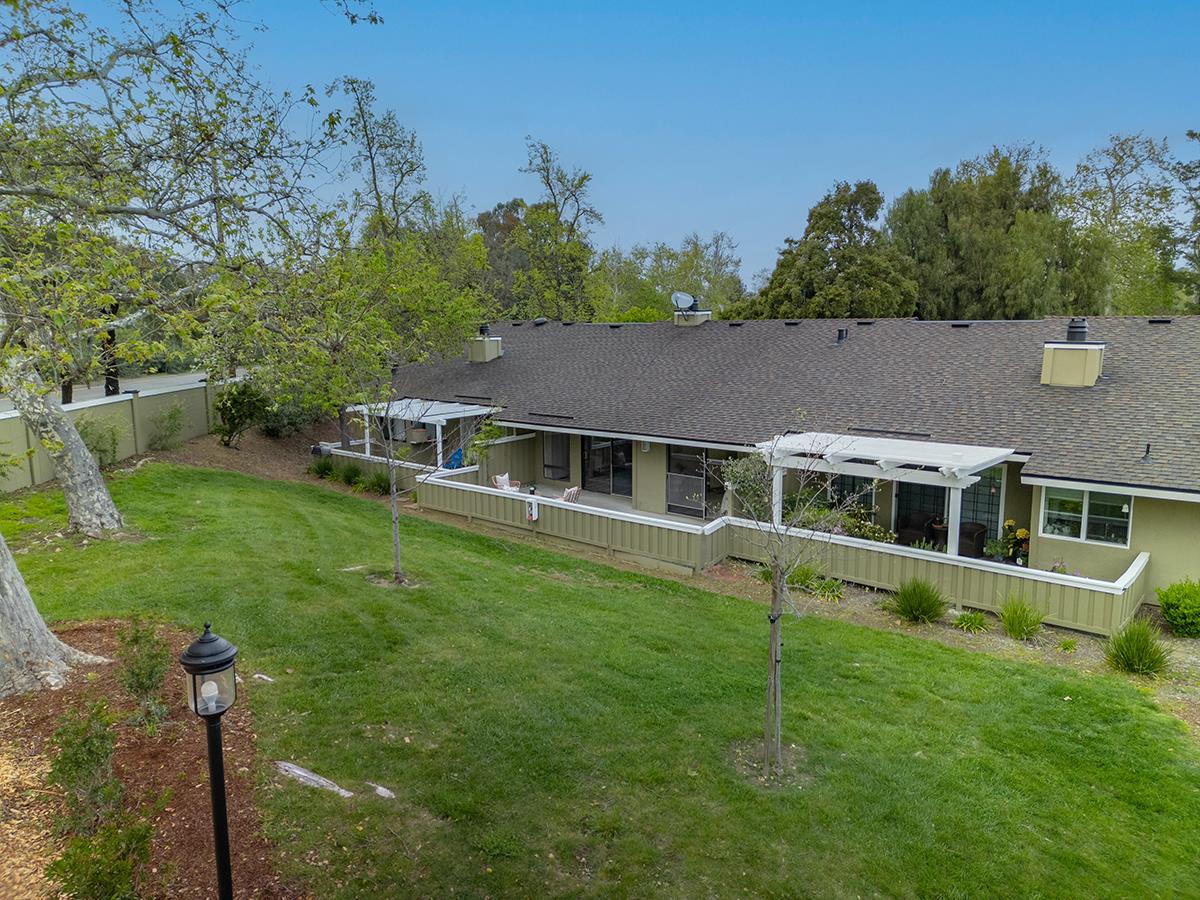 Detail Gallery Image 30 of 39 For 1108 Camber Tree Ct, San Jose,  CA 95120 - 3 Beds | 2 Baths