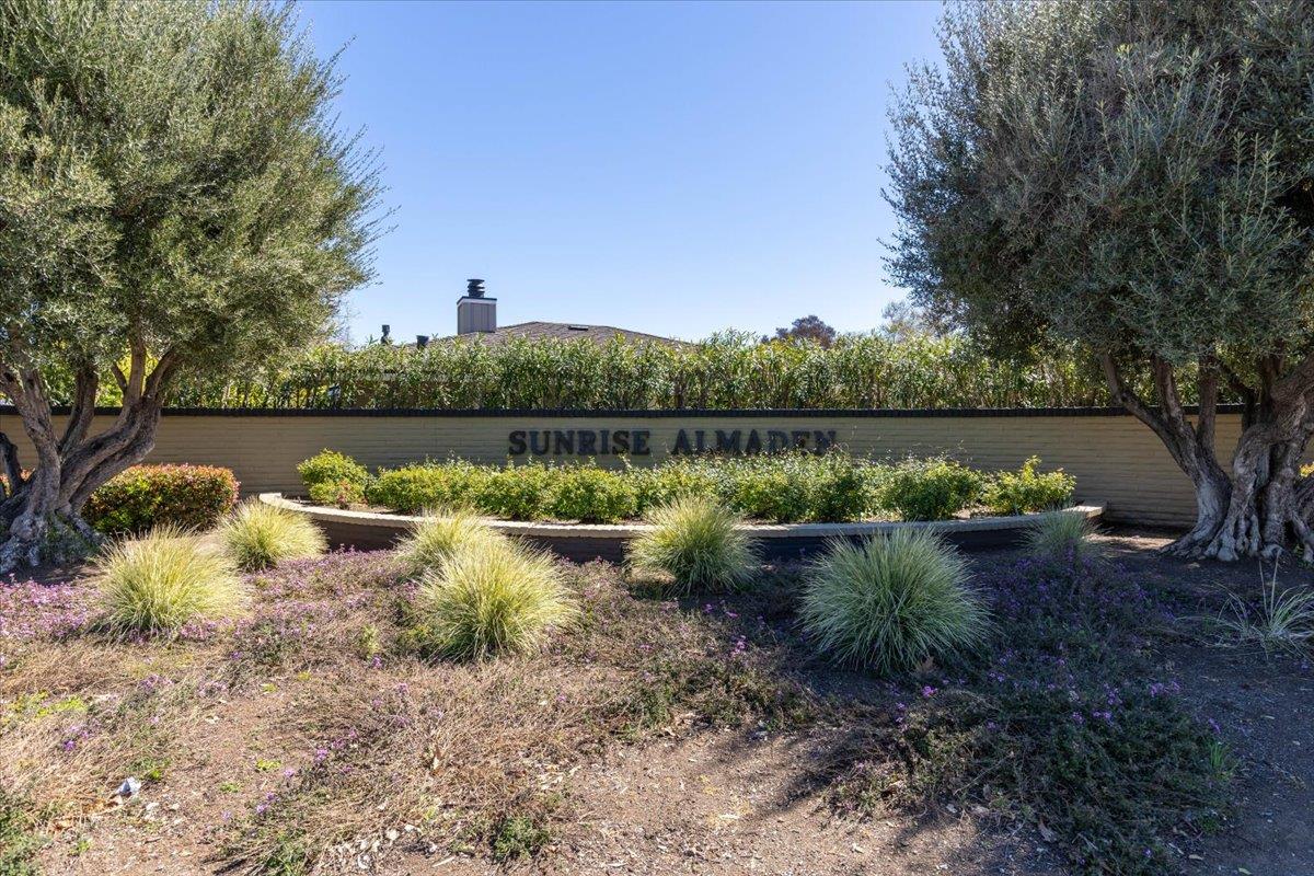 Detail Gallery Image 35 of 39 For 1108 Camber Tree Ct, San Jose,  CA 95120 - 3 Beds | 2 Baths