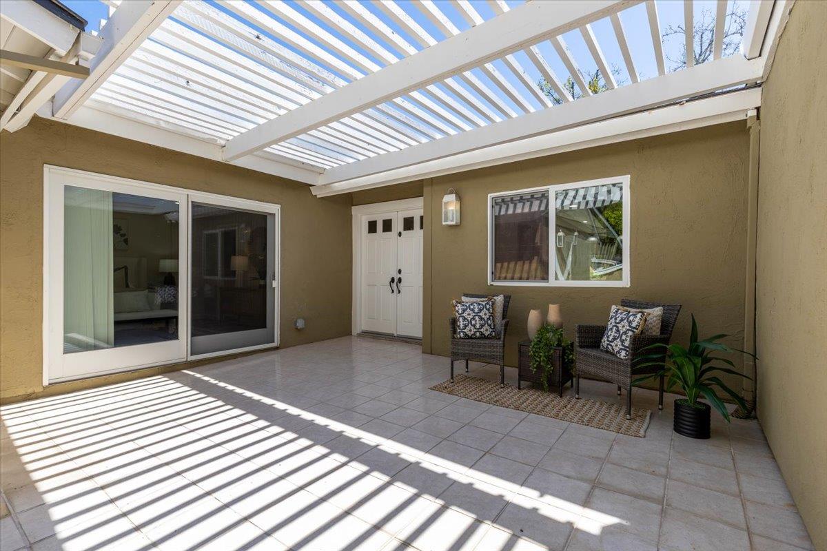 Detail Gallery Image 8 of 39 For 1108 Camber Tree Ct, San Jose,  CA 95120 - 3 Beds | 2 Baths