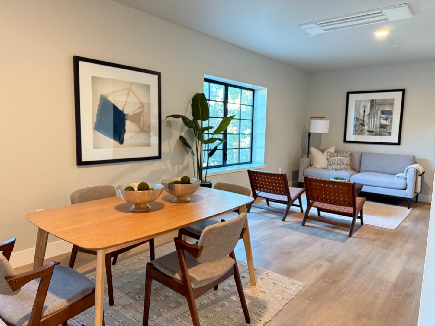 Detail Gallery Image 13 of 31 For 400 San Benito #212,  Hollister,  CA 95023 - 2 Beds | 1 Baths