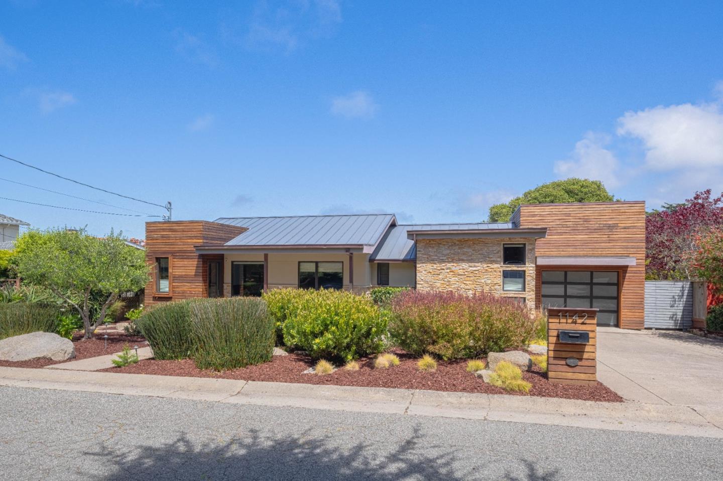 Detail Gallery Image 58 of 59 For 1142 Crest Ave, Pacific Grove,  CA 93950 - 3 Beds | 3 Baths