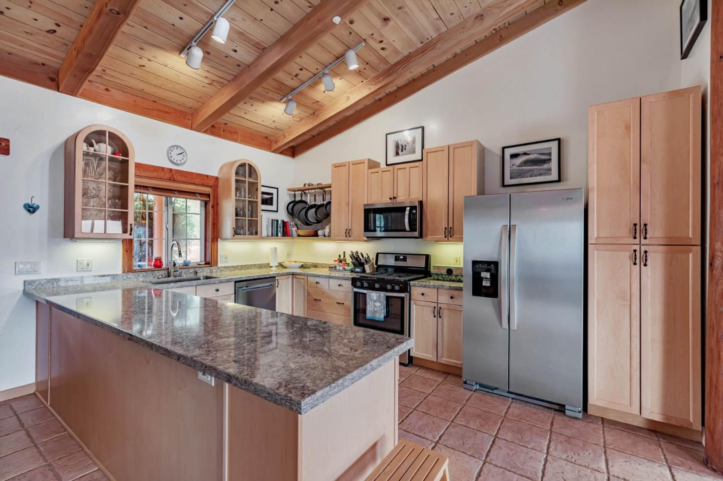 Detail Gallery Image 25 of 74 For 18 Asoleado Dr, Carmel Valley,  CA 93924 - 3 Beds | 2 Baths