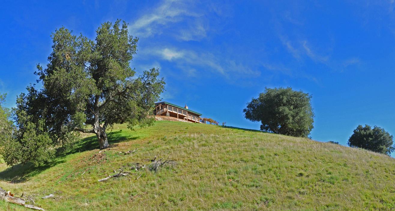 Detail Gallery Image 4 of 74 For 18 Asoleado Dr, Carmel Valley,  CA 93924 - 3 Beds | 2 Baths