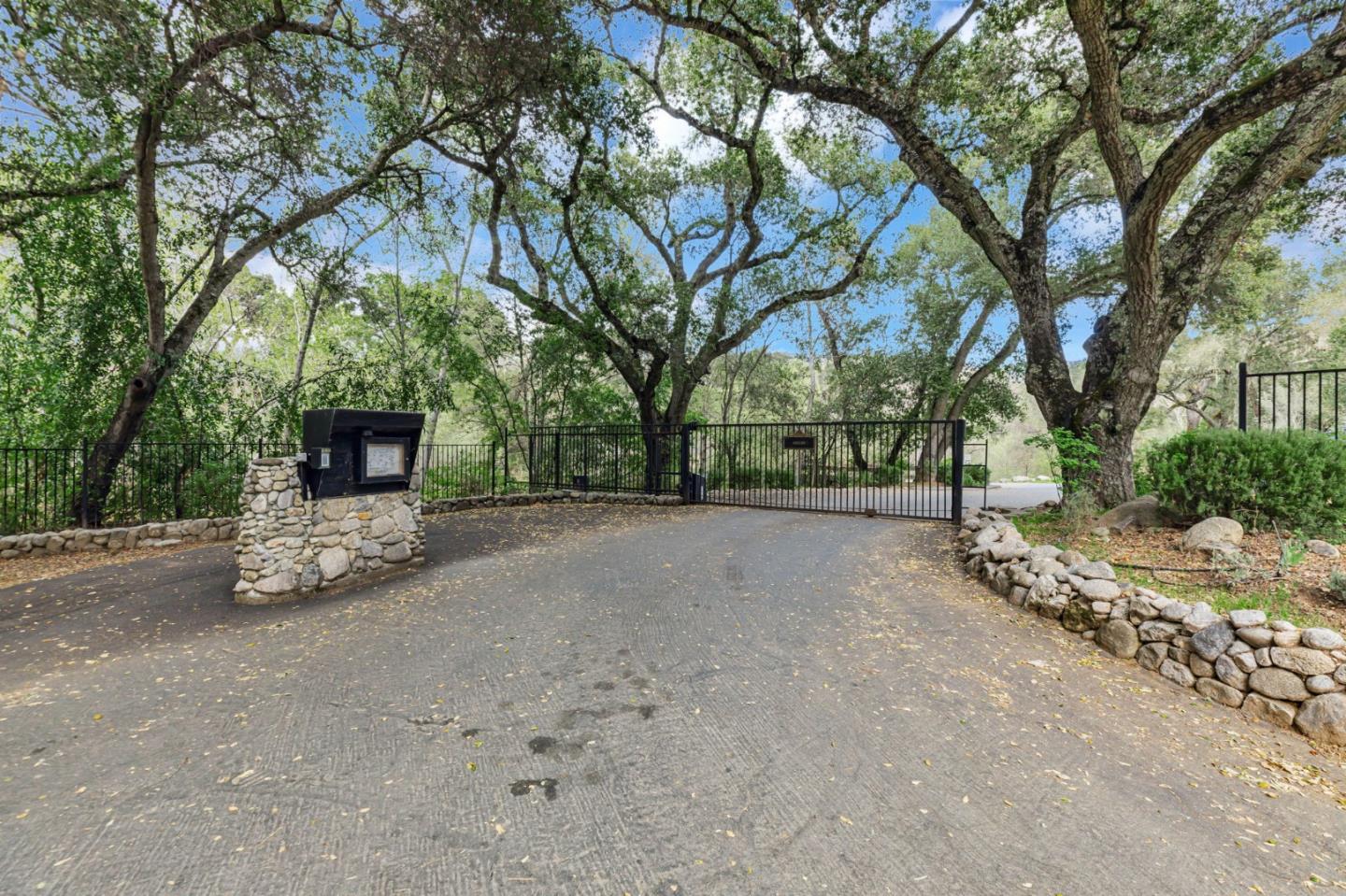 Detail Gallery Image 64 of 74 For 18 Asoleado Dr, Carmel Valley,  CA 93924 - 3 Beds | 2 Baths