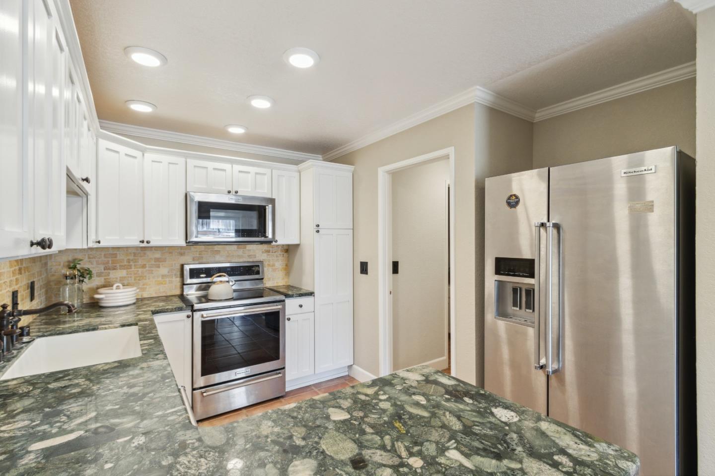Detail Gallery Image 13 of 36 For 2833 Casa De Vida Dr, Aptos,  CA 95003 - 2 Beds | 2/1 Baths