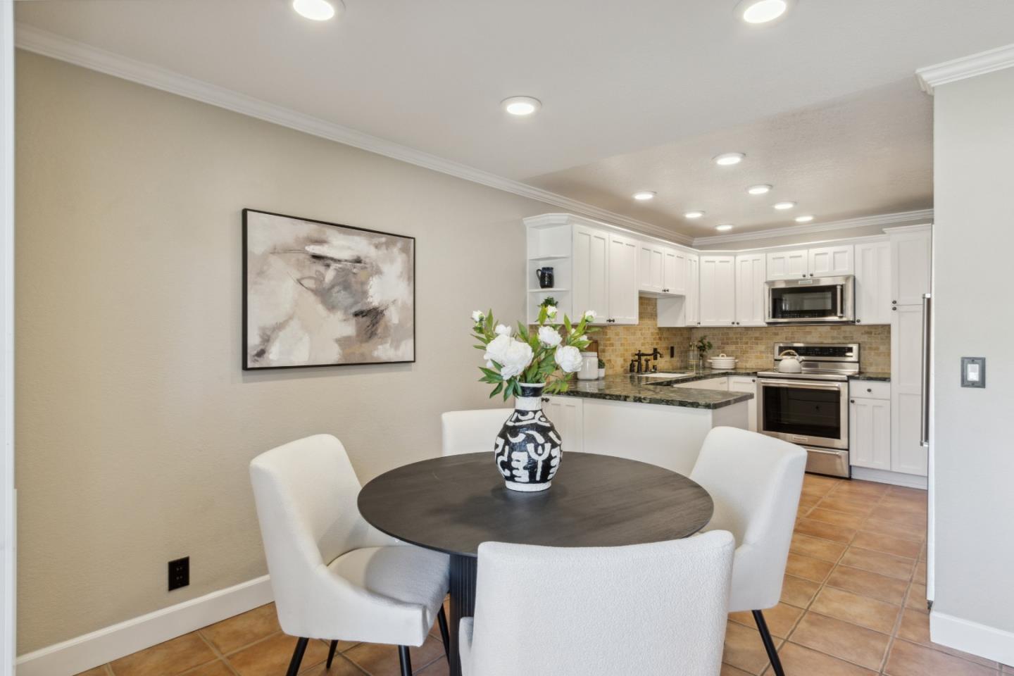 Detail Gallery Image 9 of 36 For 2833 Casa De Vida Dr, Aptos,  CA 95003 - 2 Beds | 2/1 Baths