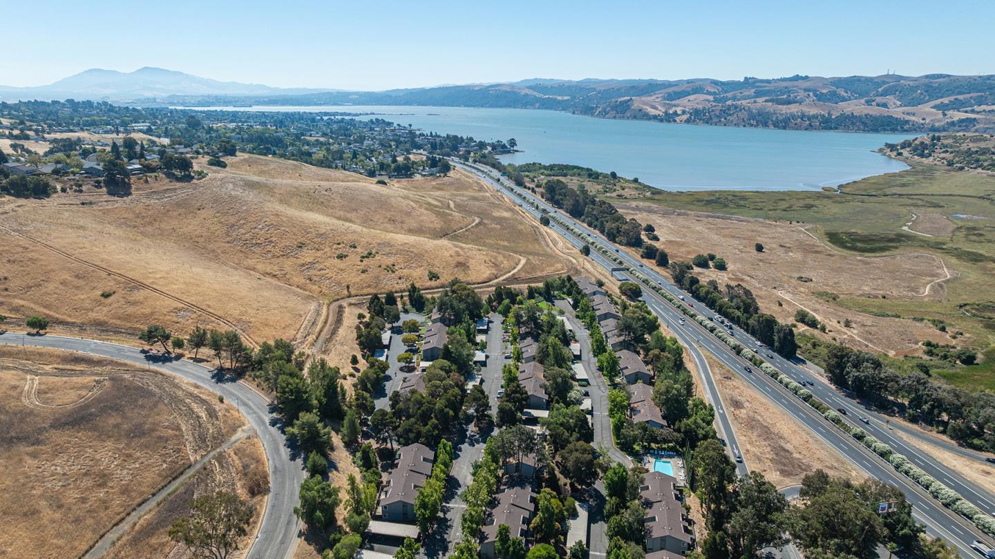 Detail Gallery Image 33 of 43 For 900 Cambridge Dr #56,  Benicia,  CA 94510 - 2 Beds | 1 Baths
