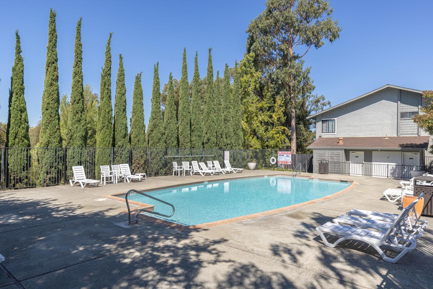 Detail Gallery Image 37 of 43 For 900 Cambridge Dr #56,  Benicia,  CA 94510 - 2 Beds | 1 Baths