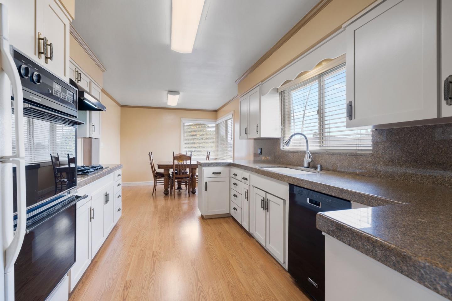 Detail Gallery Image 17 of 39 For 101 Bronson St, Watsonville,  CA 95076 - 3 Beds | 2 Baths