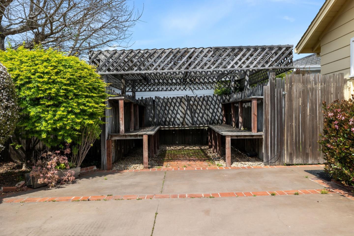 Detail Gallery Image 31 of 39 For 101 Bronson St, Watsonville,  CA 95076 - 3 Beds | 2 Baths