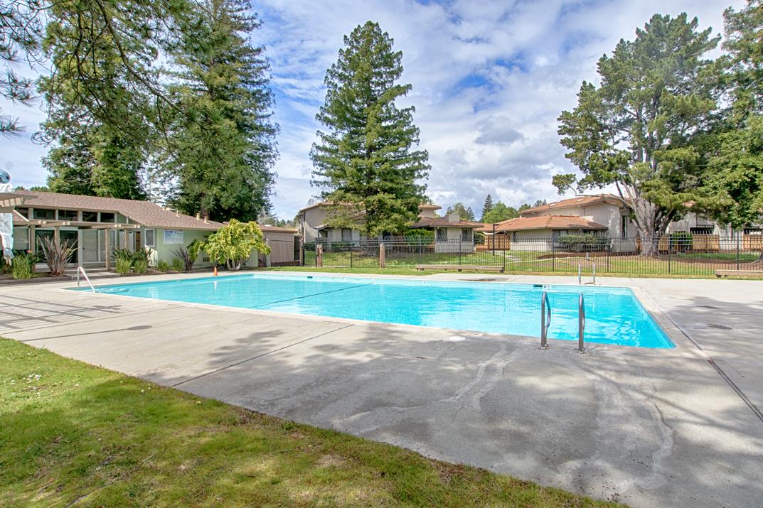 Detail Gallery Image 15 of 29 For 106 Palo Verde Ter, Santa Cruz,  CA 95060 - 1 Beds | 1 Baths