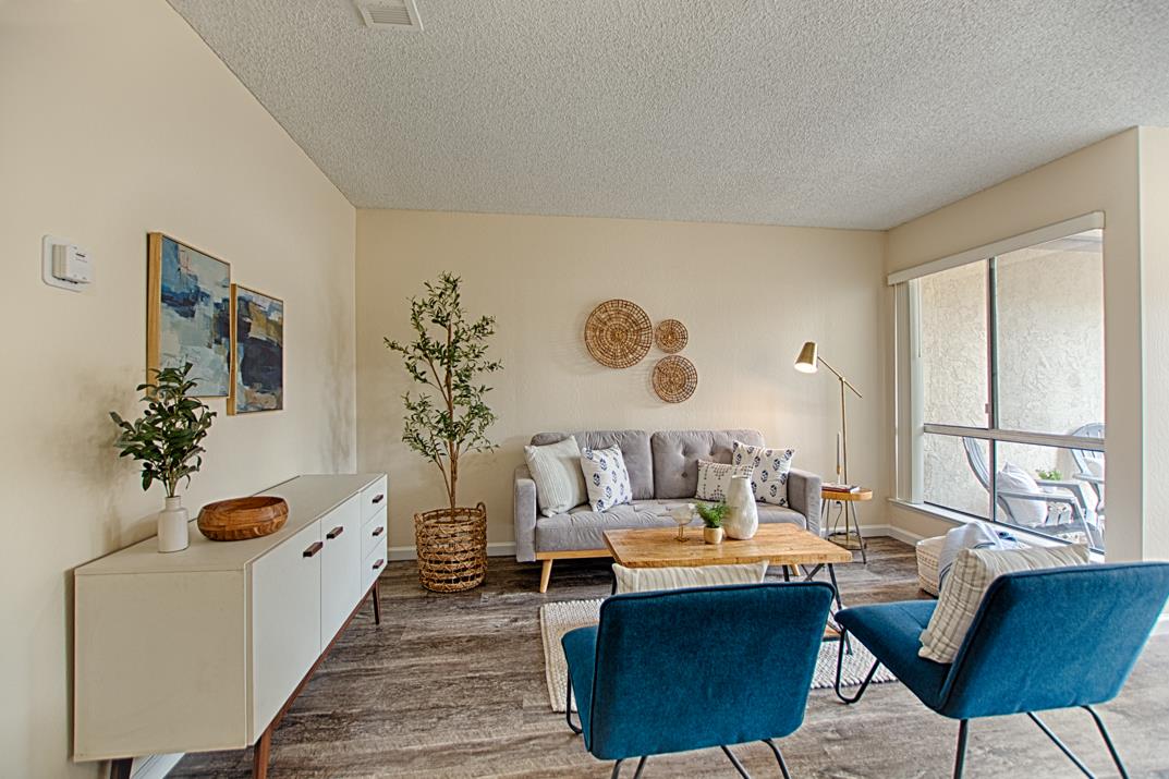 Detail Gallery Image 3 of 29 For 106 Palo Verde Ter, Santa Cruz,  CA 95060 - 1 Beds | 1 Baths