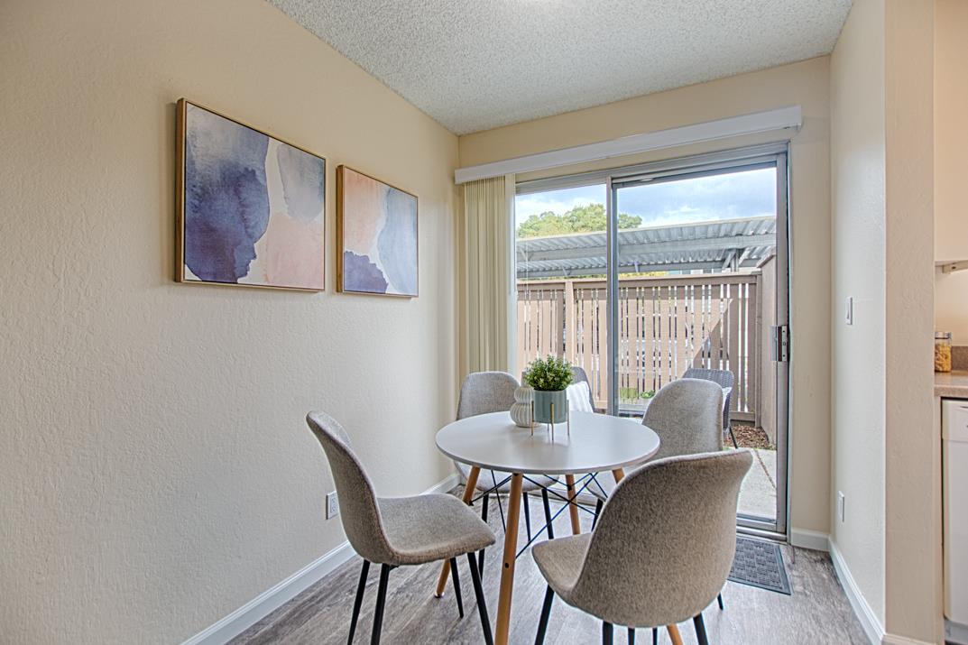 Detail Gallery Image 5 of 29 For 106 Palo Verde Ter, Santa Cruz,  CA 95060 - 1 Beds | 1 Baths