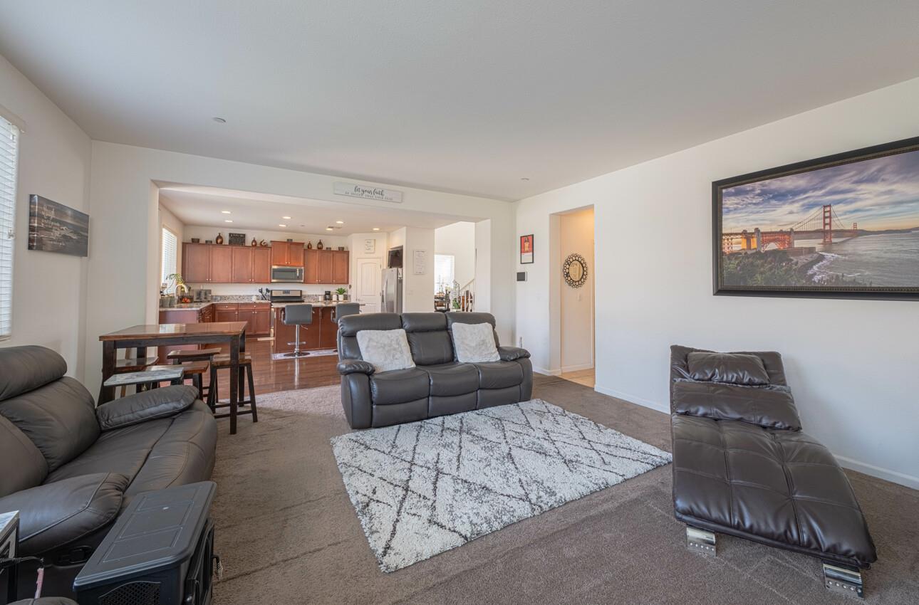 Detail Gallery Image 15 of 37 For 1141 San Gabriel, Soledad,  CA 93960 - 3 Beds | 2/1 Baths