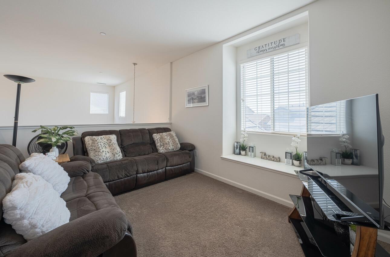 Detail Gallery Image 19 of 37 For 1141 San Gabriel, Soledad,  CA 93960 - 3 Beds | 2/1 Baths