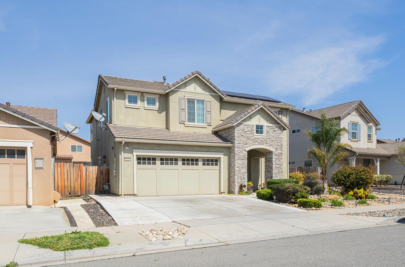 Detail Gallery Image 2 of 37 For 1141 San Gabriel, Soledad,  CA 93960 - 3 Beds | 2/1 Baths