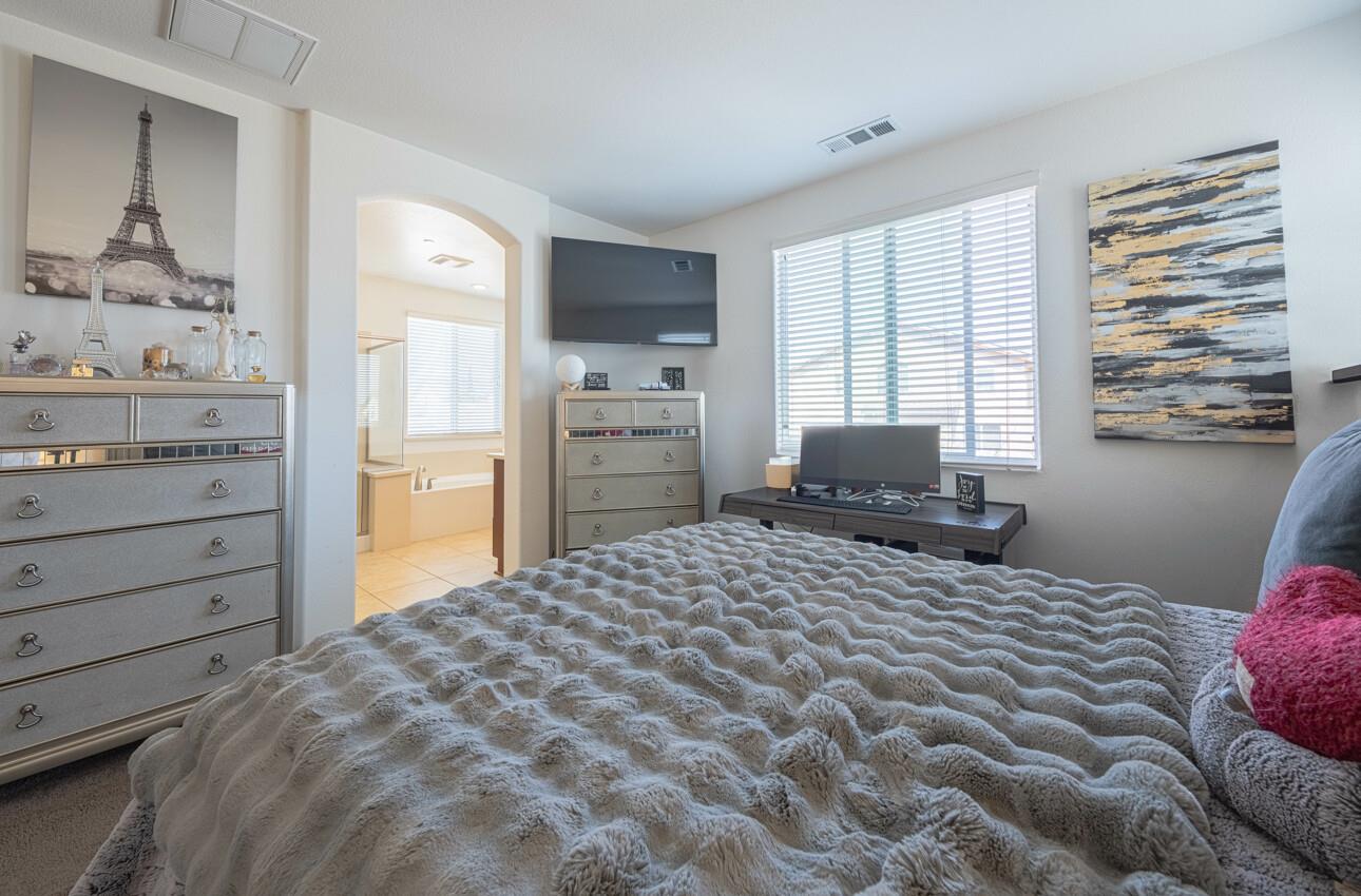 Detail Gallery Image 22 of 37 For 1141 San Gabriel, Soledad,  CA 93960 - 3 Beds | 2/1 Baths