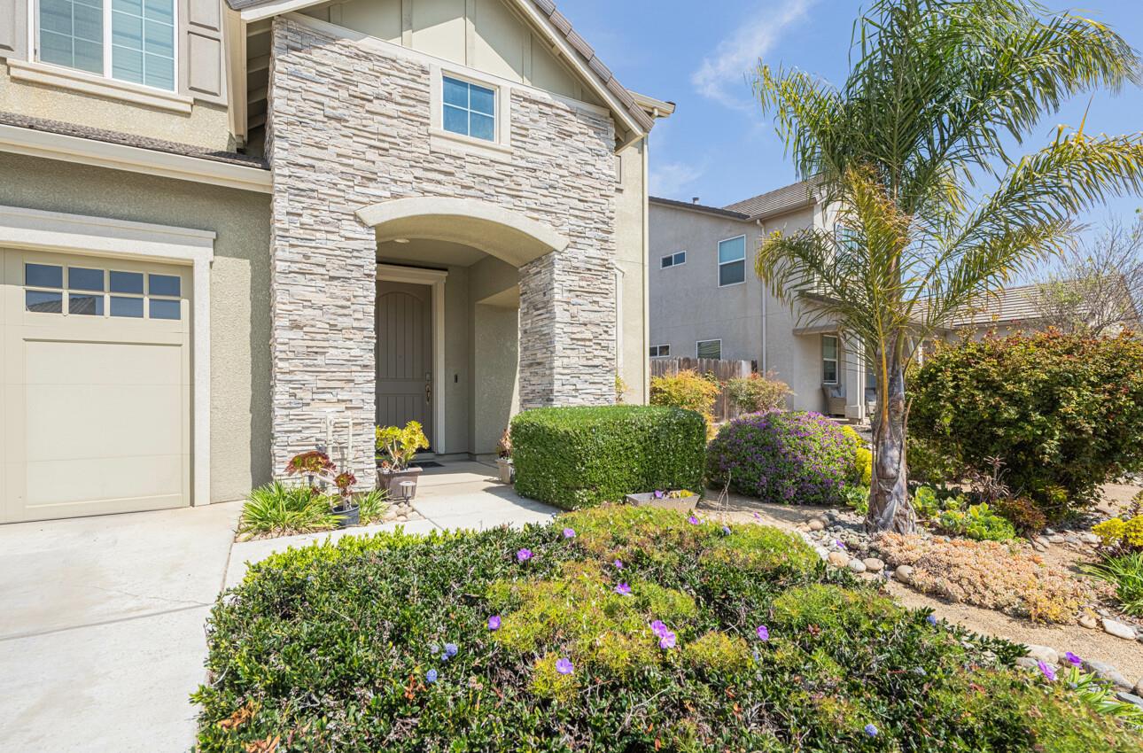 Detail Gallery Image 3 of 37 For 1141 San Gabriel, Soledad,  CA 93960 - 3 Beds | 2/1 Baths