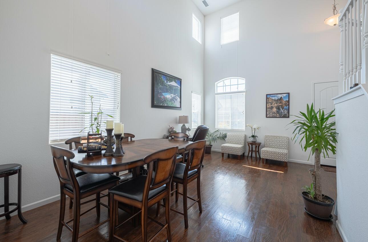 Detail Gallery Image 5 of 37 For 1141 San Gabriel, Soledad,  CA 93960 - 3 Beds | 2/1 Baths