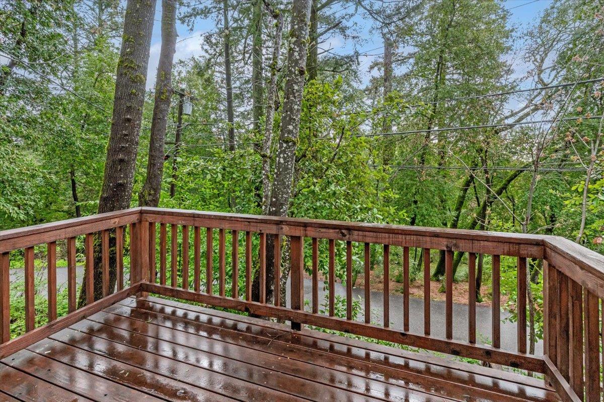 Detail Gallery Image 19 of 48 For 18125 Santa Ana Rd, Los Gatos,  CA 95033 - 3 Beds | 2 Baths