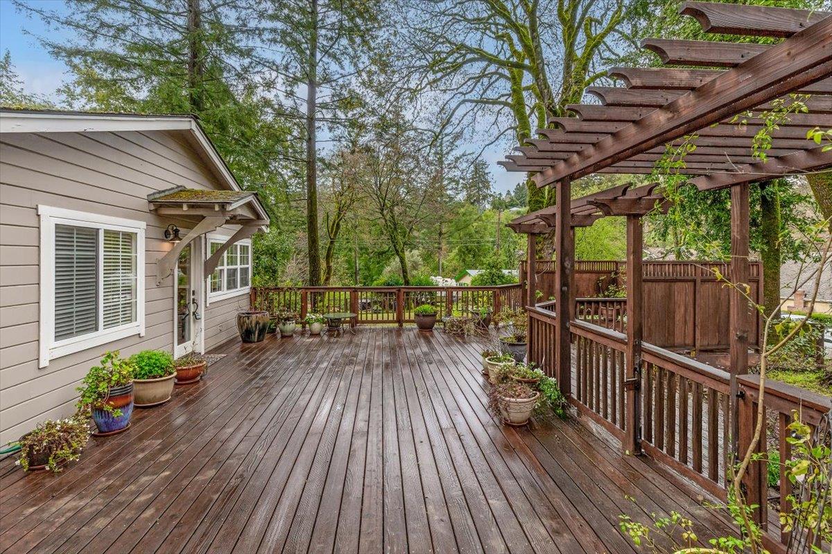 Detail Gallery Image 2 of 48 For 18125 Santa Ana Rd, Los Gatos,  CA 95033 - 3 Beds | 2 Baths