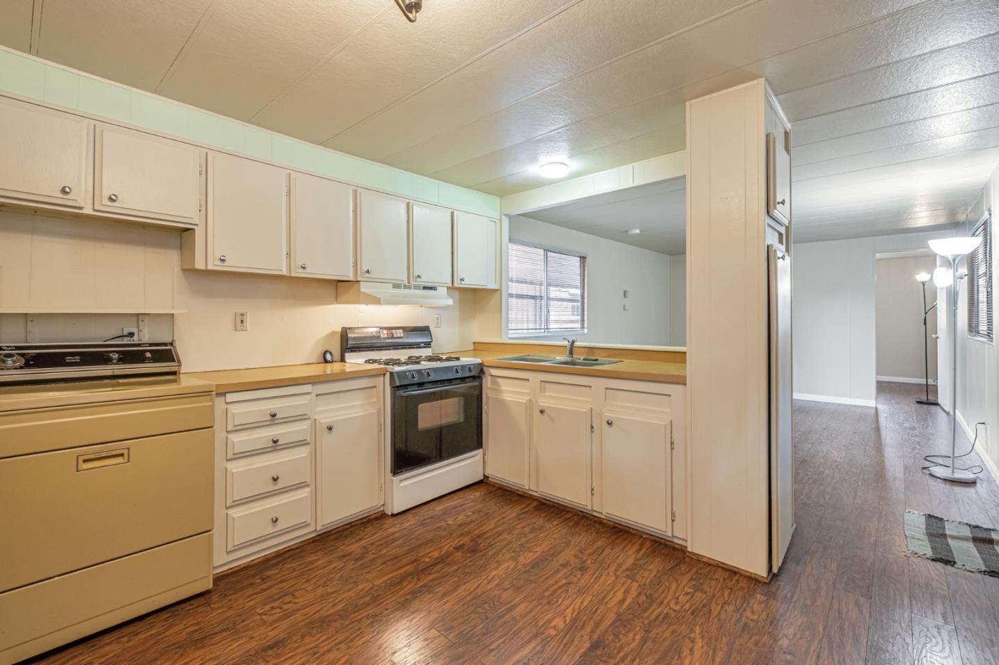 Detail Gallery Image 11 of 25 For 6011 Scotts Valley Dr #6,  Scotts Valley,  CA 95066 - 2 Beds | 1/1 Baths