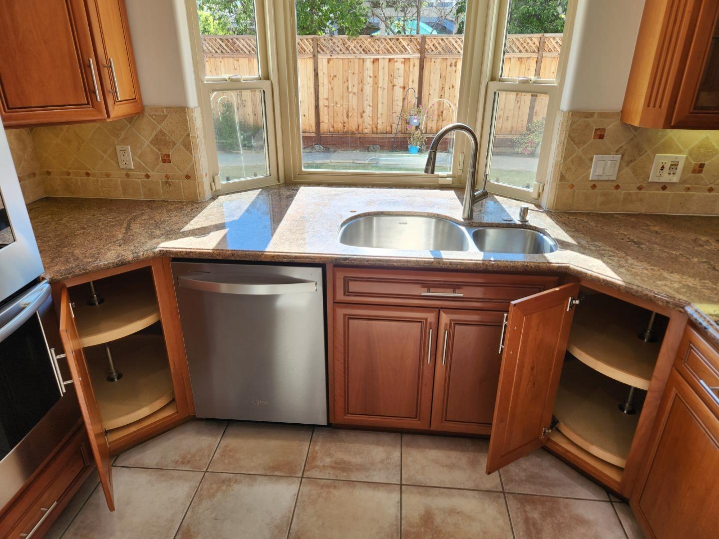 Detail Gallery Image 20 of 44 For 249 Purple Glen Dr, San Jose,  CA 95119 - 5 Beds | 3 Baths