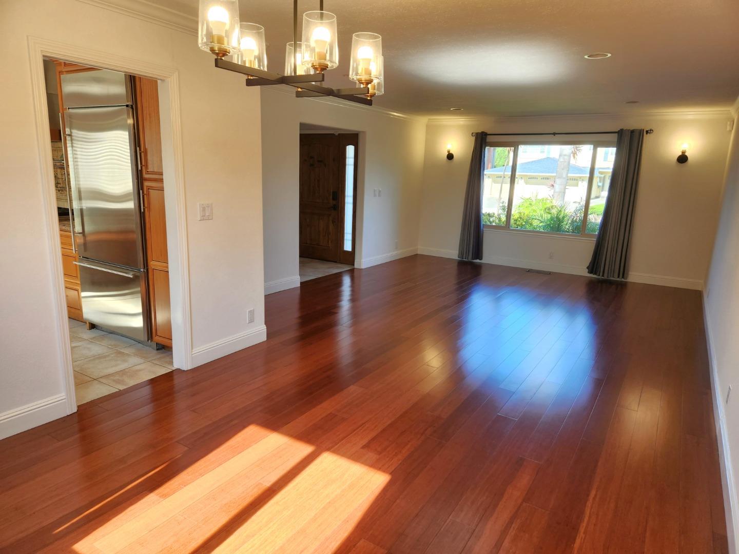 Detail Gallery Image 8 of 44 For 249 Purple Glen Dr, San Jose,  CA 95119 - 5 Beds | 3 Baths
