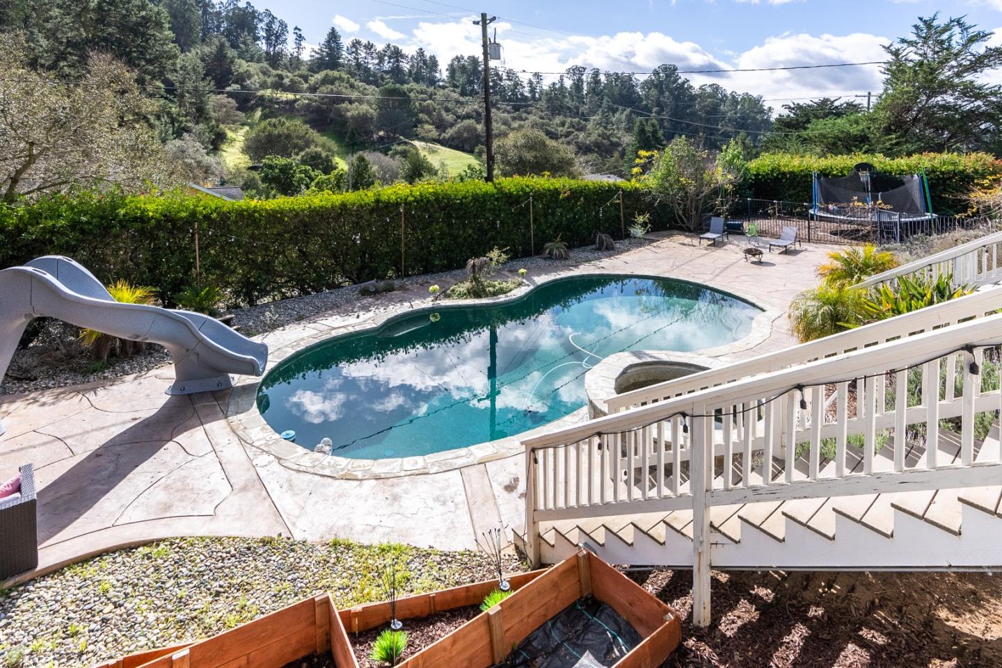 Detail Gallery Image 7 of 30 For 390 Seely Ave, Aromas,  CA 95004 - 4 Beds | 3 Baths