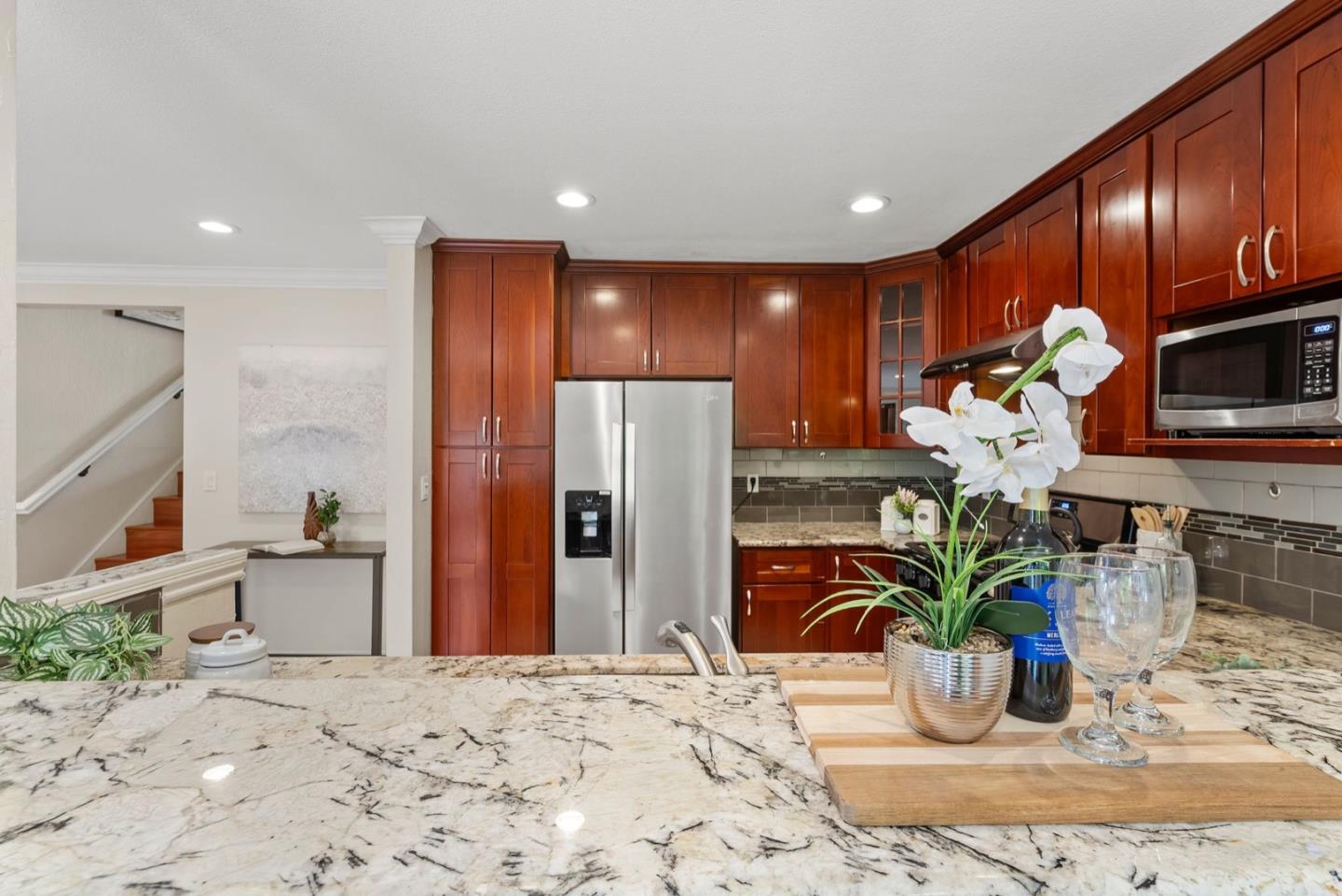 Detail Gallery Image 13 of 54 For 20032 Northcrest Sq, Cupertino,  CA 95014 - 3 Beds | 2 Baths