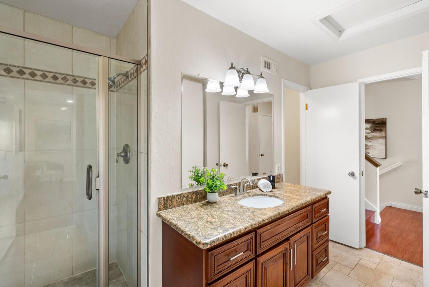 Detail Gallery Image 30 of 54 For 20032 Northcrest Sq, Cupertino,  CA 95014 - 3 Beds | 2 Baths
