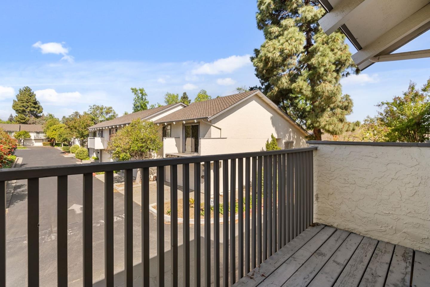 Detail Gallery Image 40 of 54 For 20032 Northcrest Sq, Cupertino,  CA 95014 - 3 Beds | 2 Baths