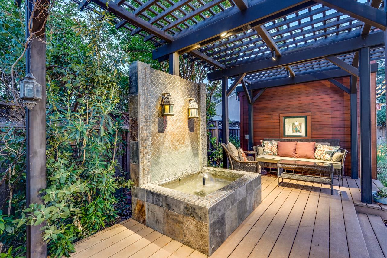 Detail Gallery Image 11 of 43 For 12714 Camrose Ave, Saratoga,  CA 95070 - 4 Beds | 2 Baths