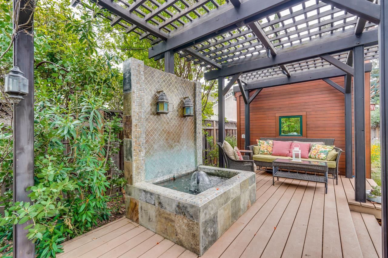 Detail Gallery Image 12 of 43 For 12714 Camrose Ave, Saratoga,  CA 95070 - 4 Beds | 2 Baths